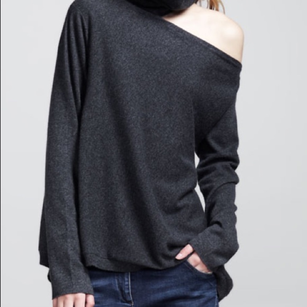 Brunello Cucinelli cutout-shoulder turtleneck